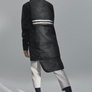 https---hypebeast.com-wp-content-blogs.dir-4-files-2020-08-canada-goose-want-les-essentiels-collaboration-capsule-222.jpg