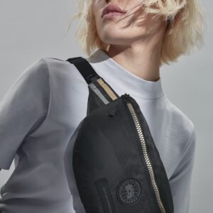 https---hypebeast.com-wp-content-blogs.dir-4-files-2020-08-canada-goose-want-les-essentiels-collaboration-capsule-444.jpg